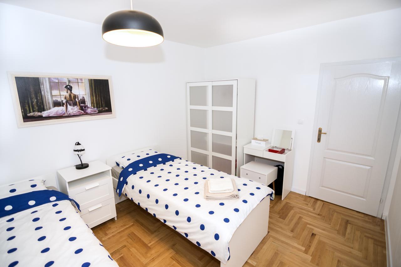 Ema Central Apartment Νόβι Σαντ Εξωτερικό φωτογραφία