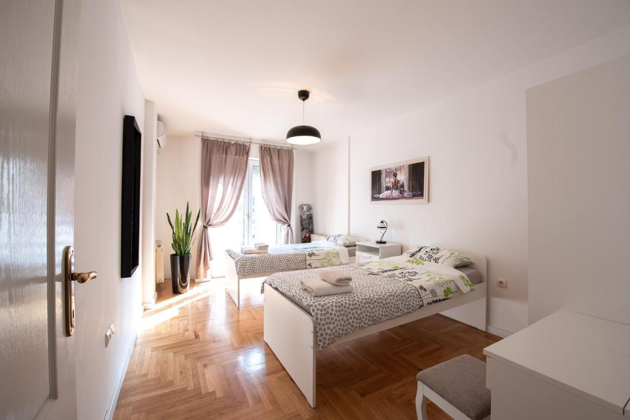 Ema Central Apartment Νόβι Σαντ Εξωτερικό φωτογραφία